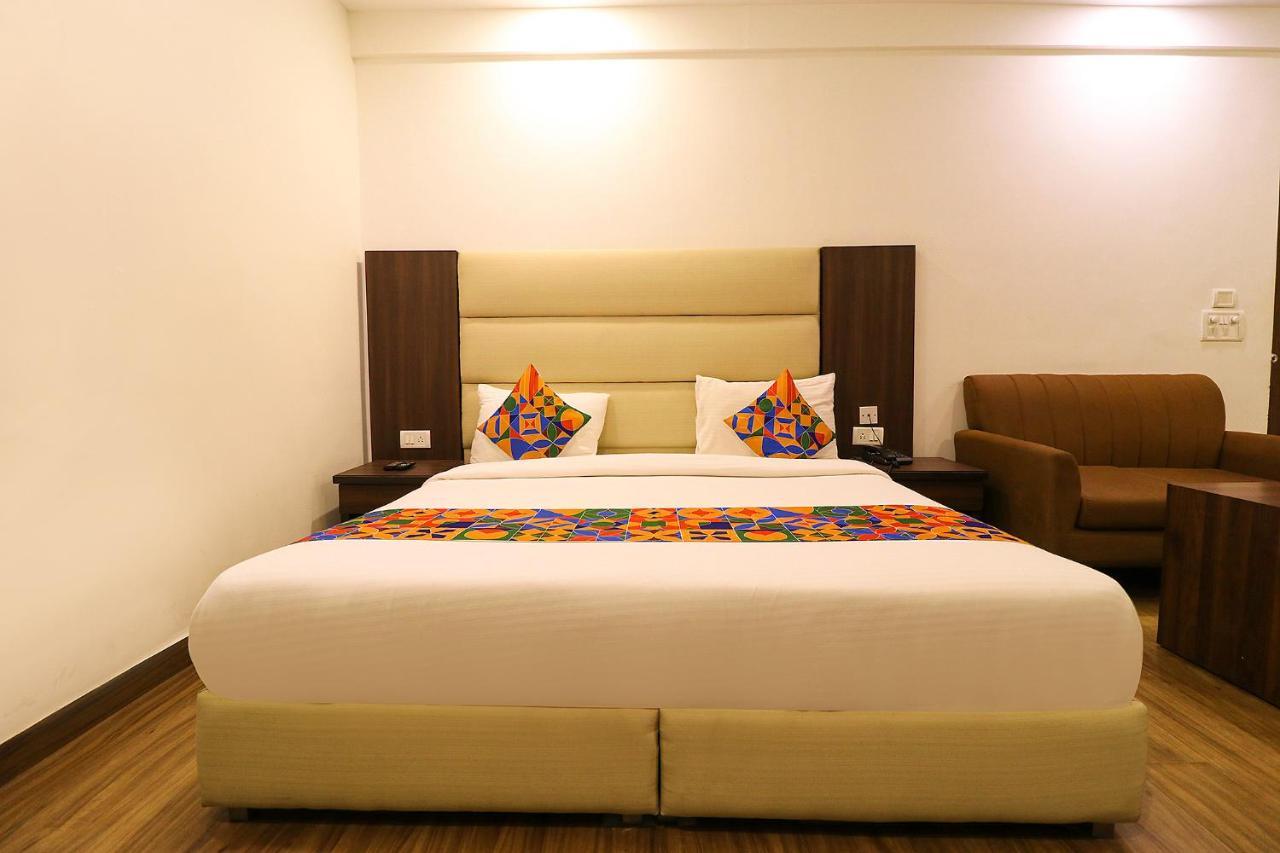 Hotel Bel Morris New Delhi Extérieur photo