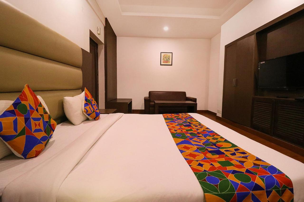 Hotel Bel Morris New Delhi Extérieur photo
