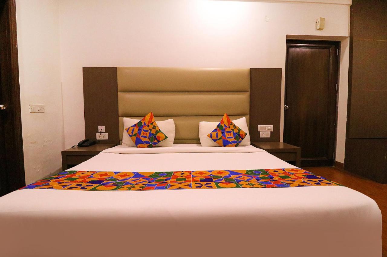 Hotel Bel Morris New Delhi Extérieur photo